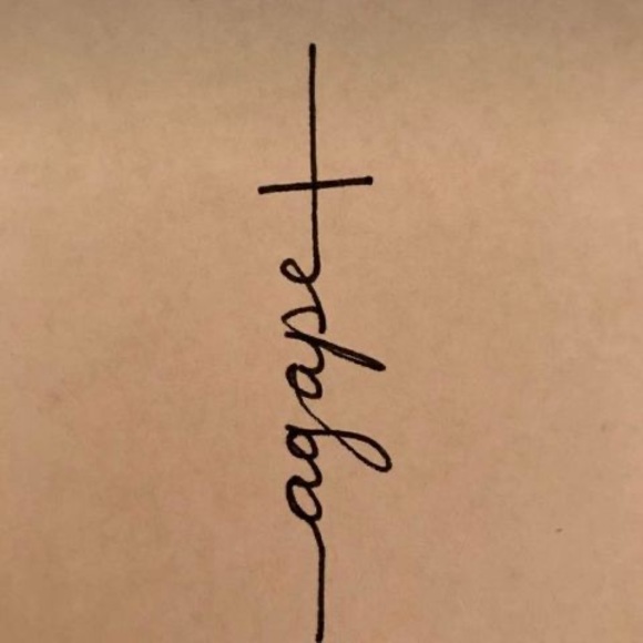 Meet your Posher, Danielle - Picture 1 of 1